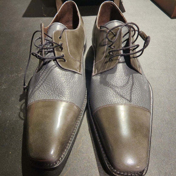 Mezlan Gray and Brown Leather Oxfords with Cap Toe...